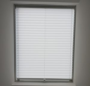 Pleated blind in Red Beach