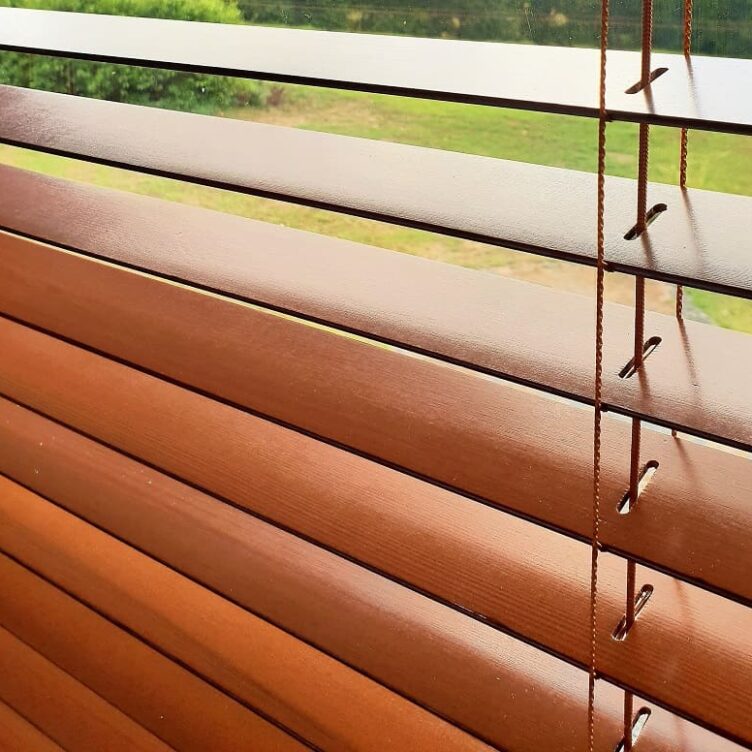 Cedar Venetian Blinds in Matakana