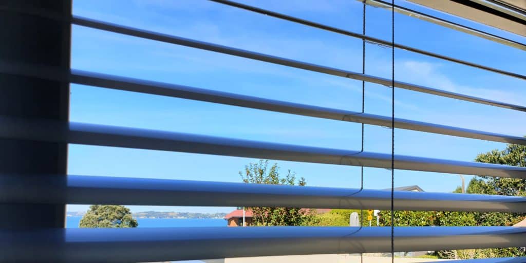 Aluminium venetian blinds