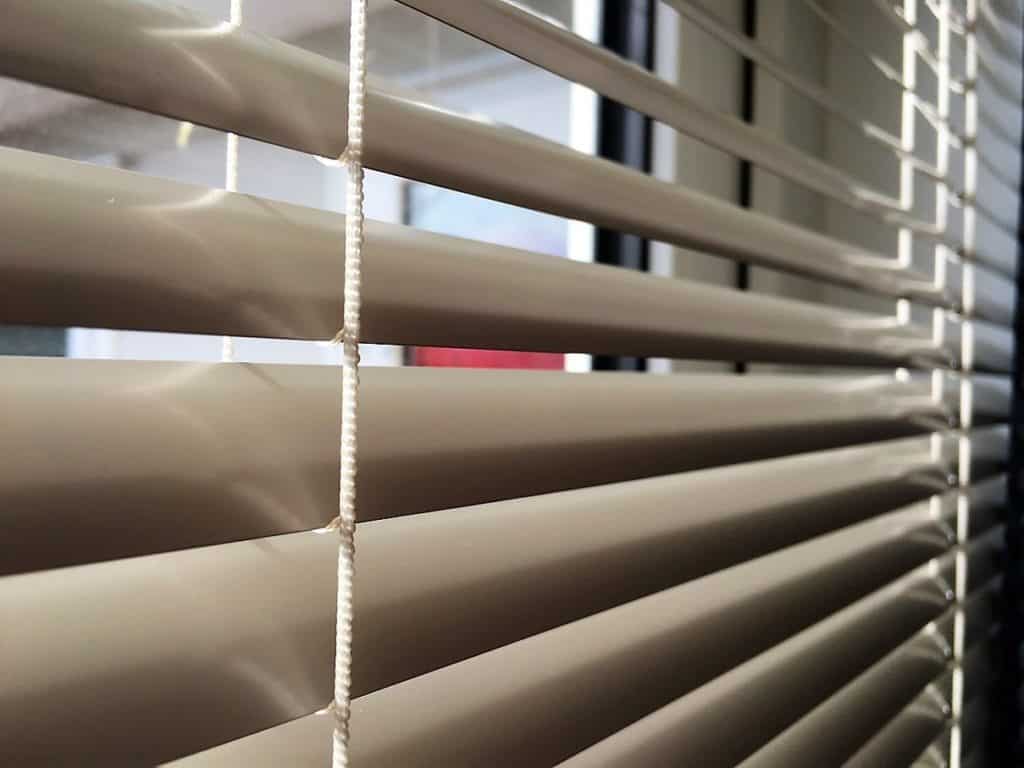 25 mm aluminium blinds