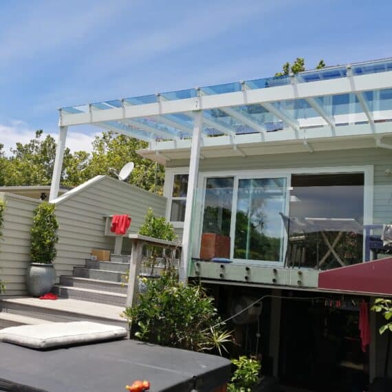 SunGuard ClearVue pergola with Blue Breeze panels in Westmere