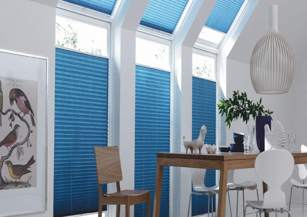 Light filtering pleated blinds