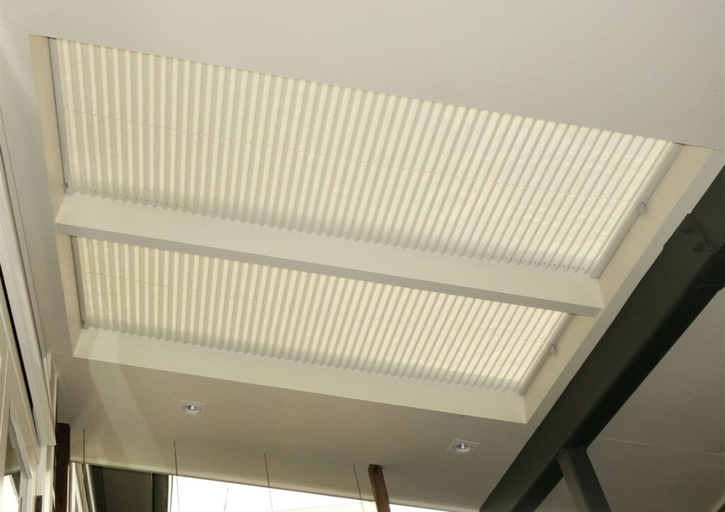 Honeycomb blinds for skylights