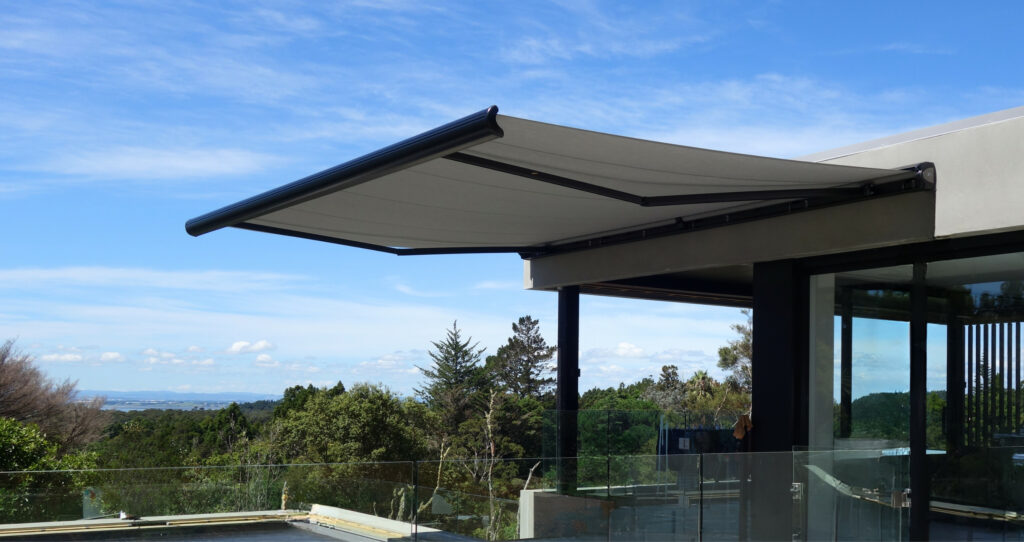 Retractable Awnings range