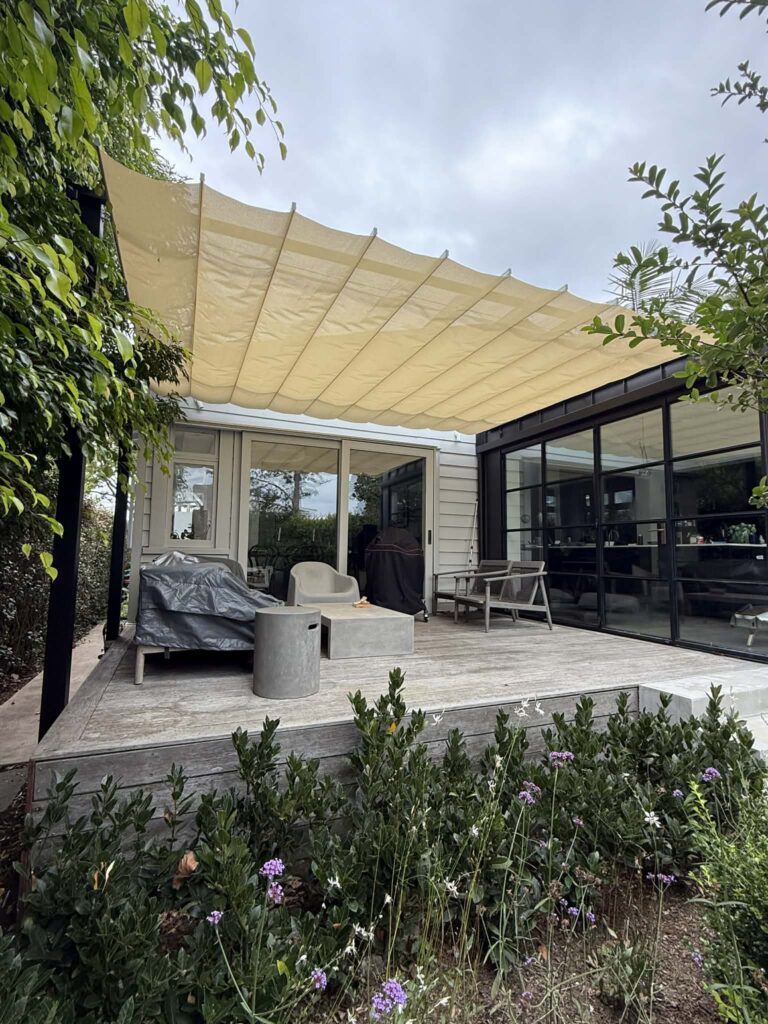 Retractable Wave Shade in Grey Lynn