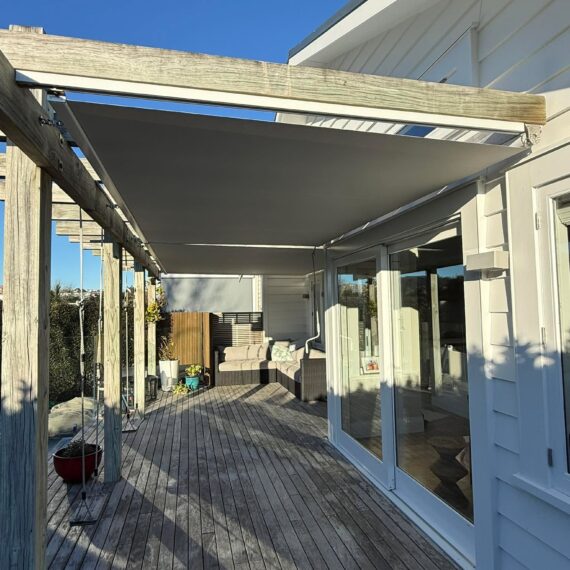 Mesh Omni blinds under pergola in Sandringham