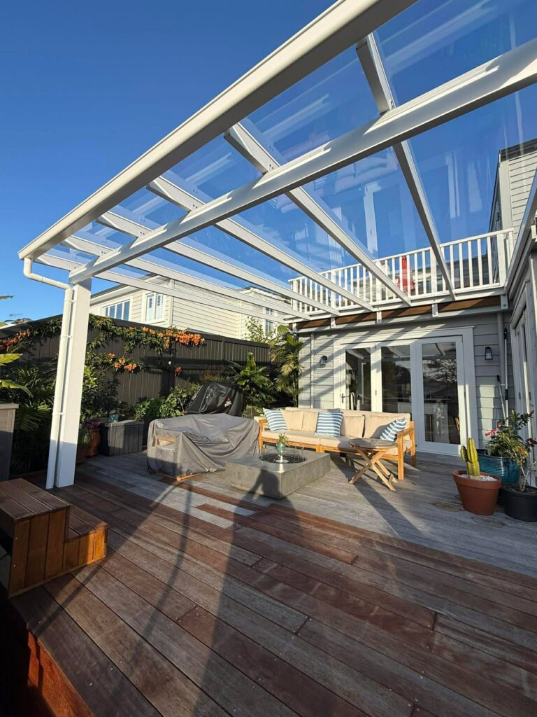 ClearVue pergola in Devonport ClearVue pergola in Devonport