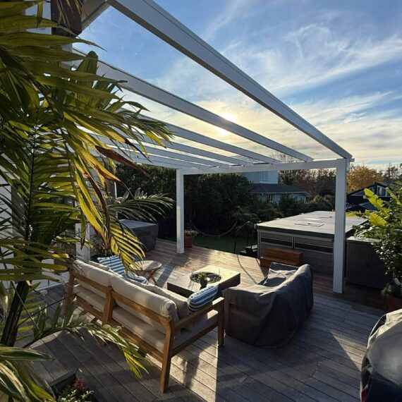 ClearVue pergola in Devonport