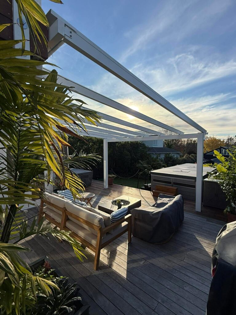 ClearVue pergola in Devonport ClearVue pergola in Devonport