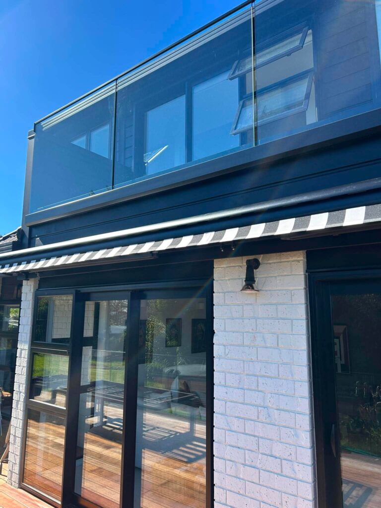 Ellipse Monobloc Awning in Whangaparaoa Ellipse Monobloc Awning in Whangaparaoa