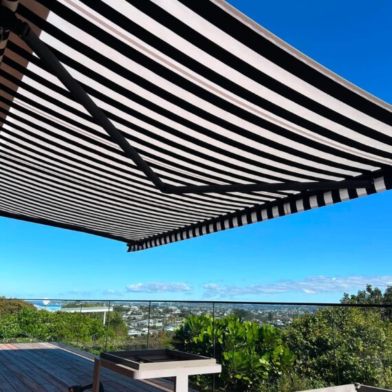 Ellipse Monobloc Awning in Whangaparaoa